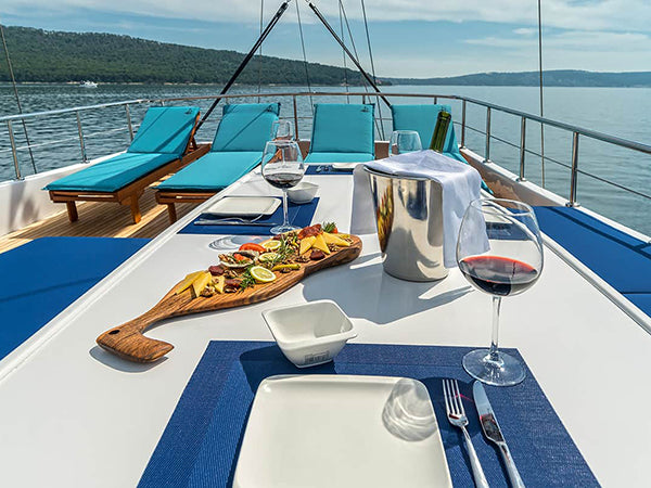 在遊艇上要如何儲存葡萄酒呢？哪一款葡萄酒最適合存放於遊艇呢?